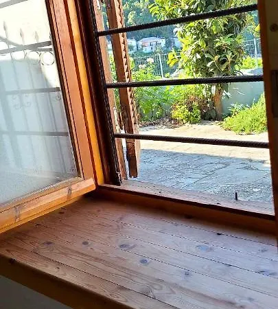 παναγια παραδοσιακο σπιτι *