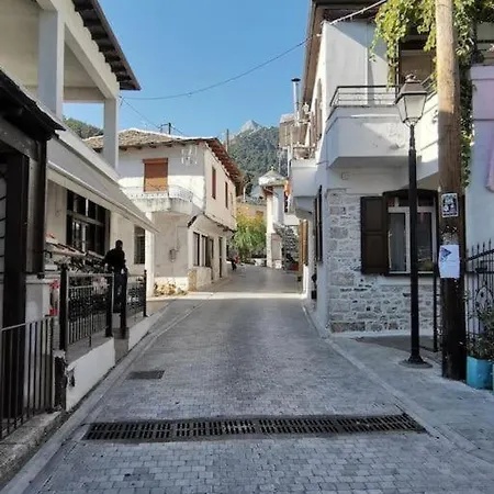 παναγια παραδοσιακο σπιτι *