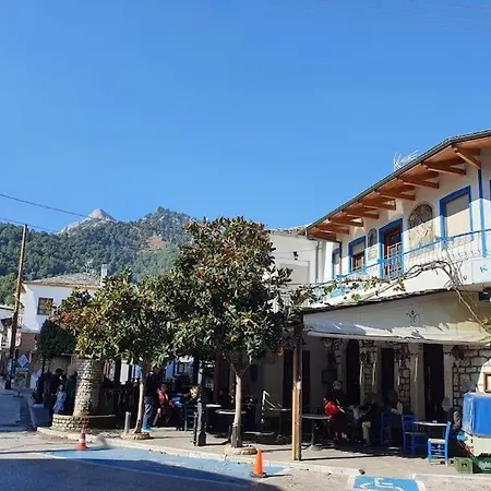 παναγια παραδοσιακο σπιτι *