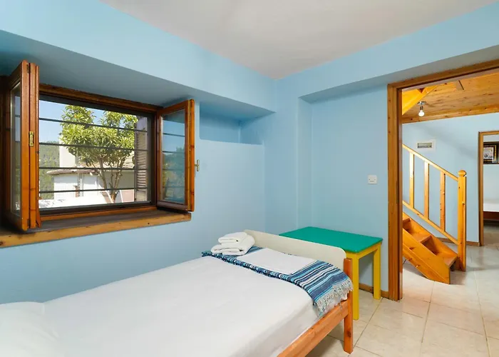 Small House - Panagia Village *